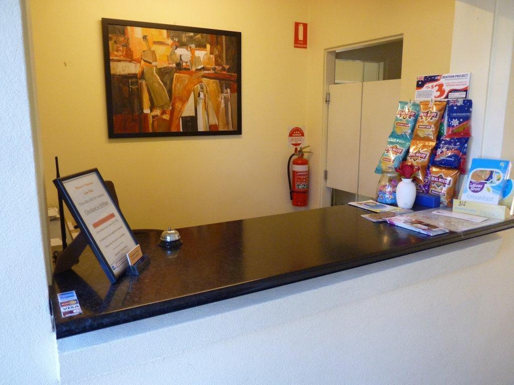 מקיי International Lodge Motel מראה חיצוני תמונה