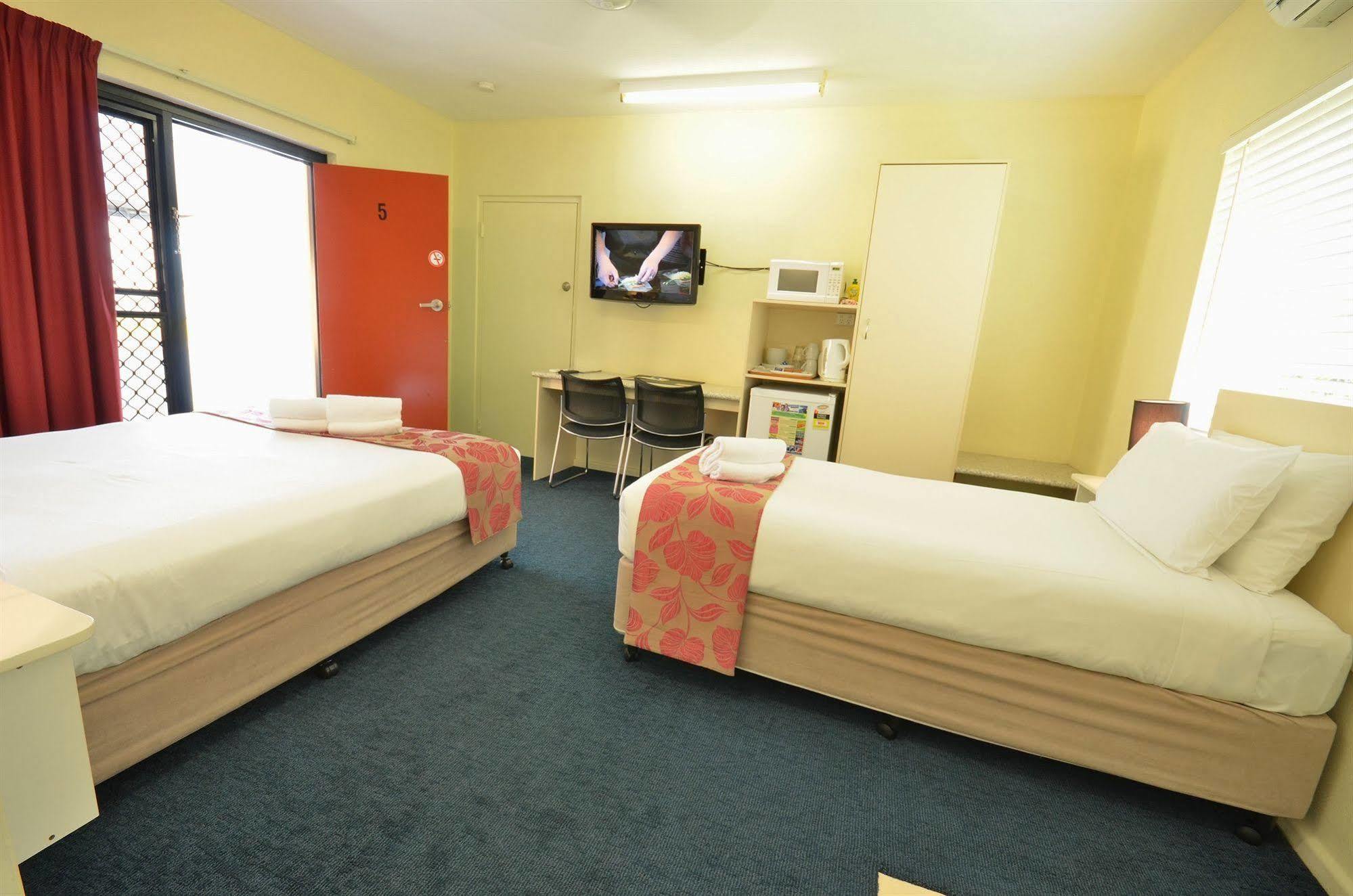מקיי International Lodge Motel מראה חיצוני תמונה