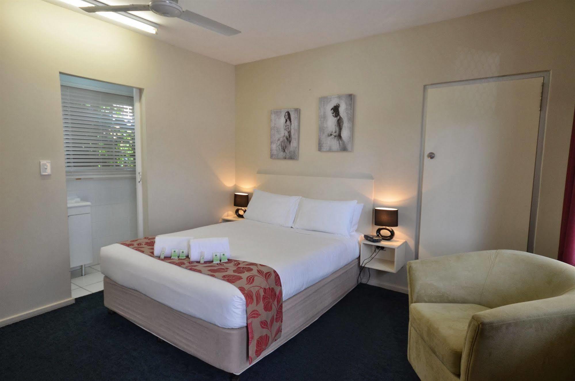 מקיי International Lodge Motel מראה חיצוני תמונה