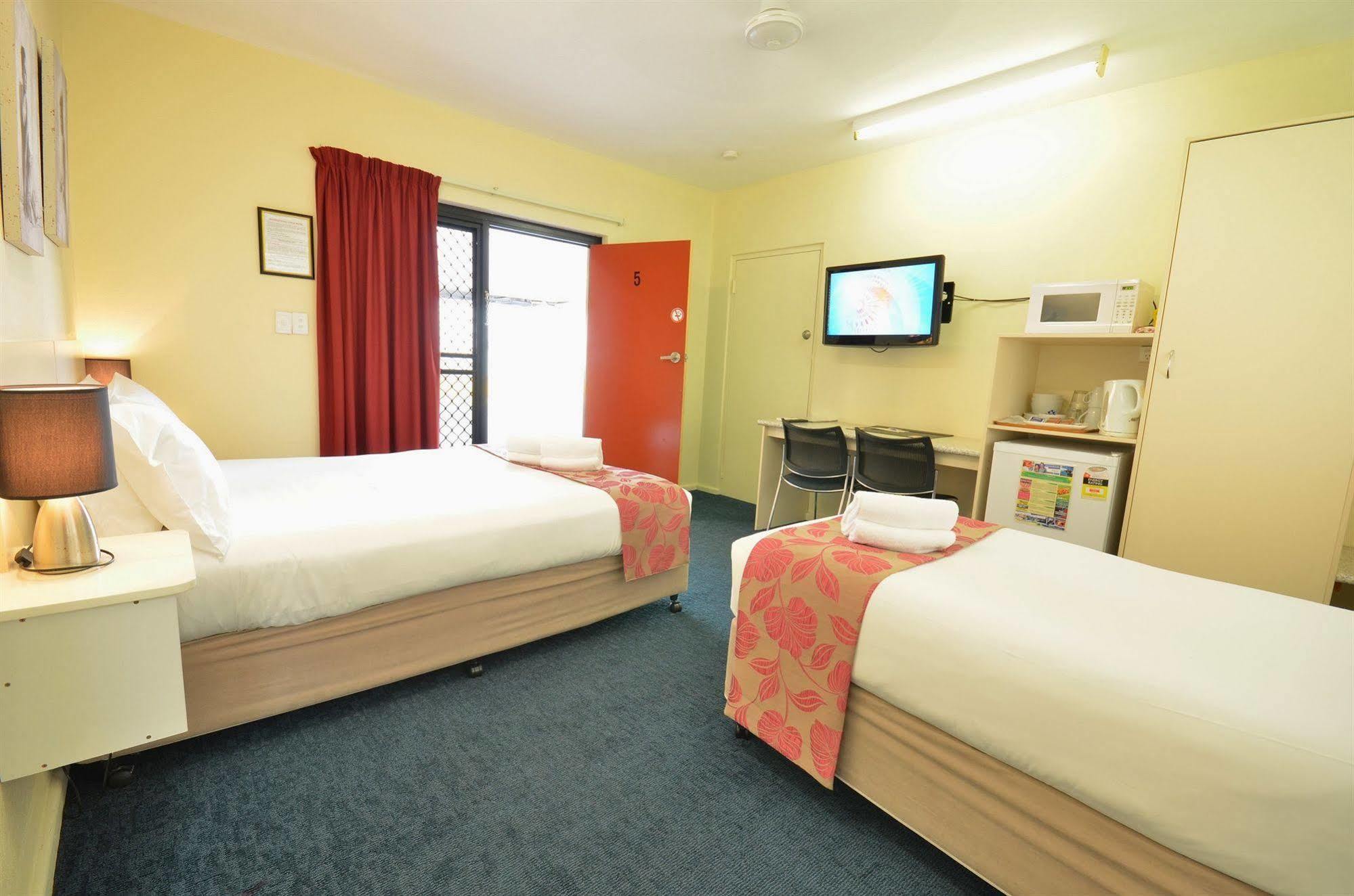 מקיי International Lodge Motel מראה חיצוני תמונה