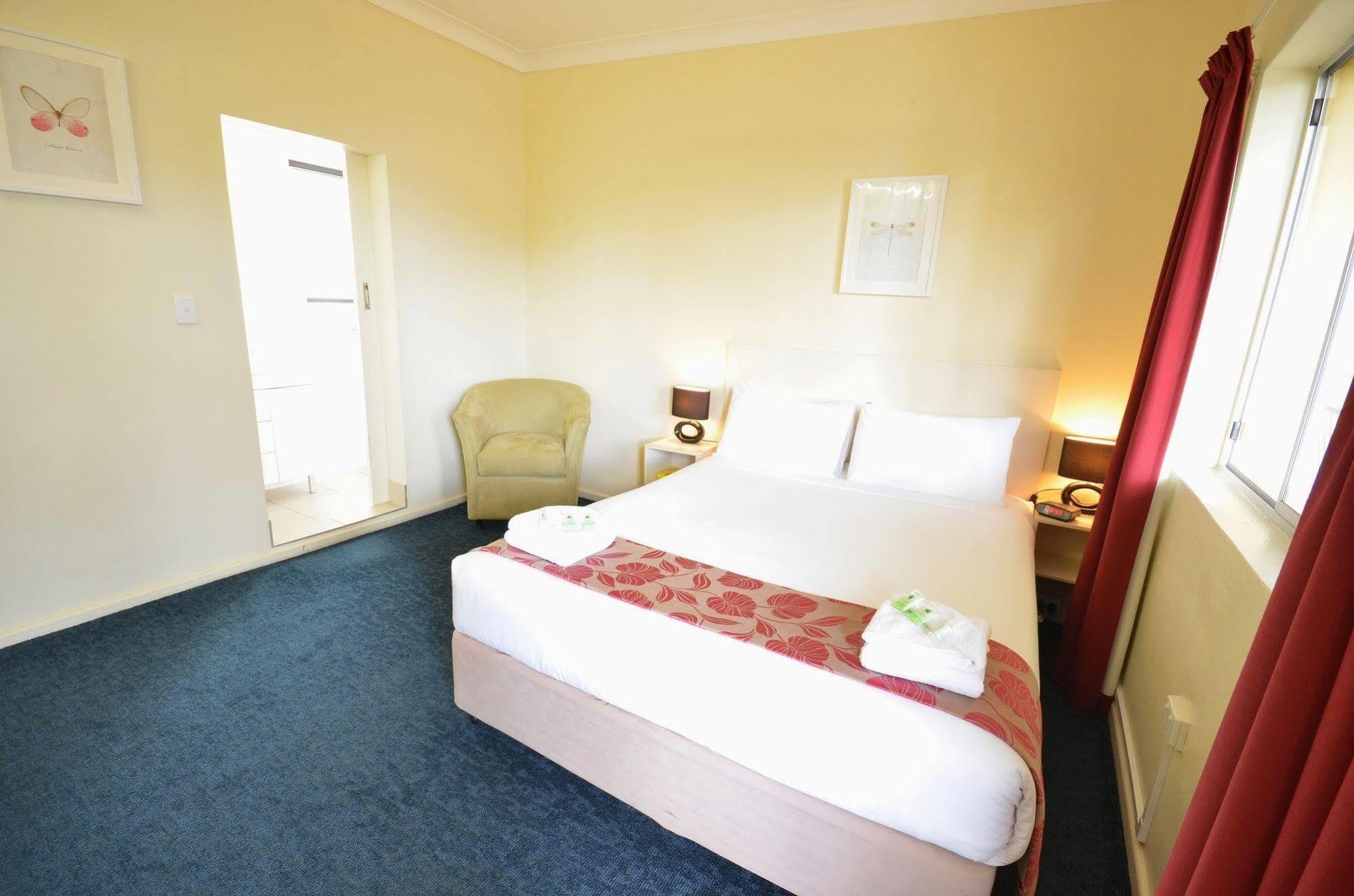 מקיי International Lodge Motel מראה חיצוני תמונה