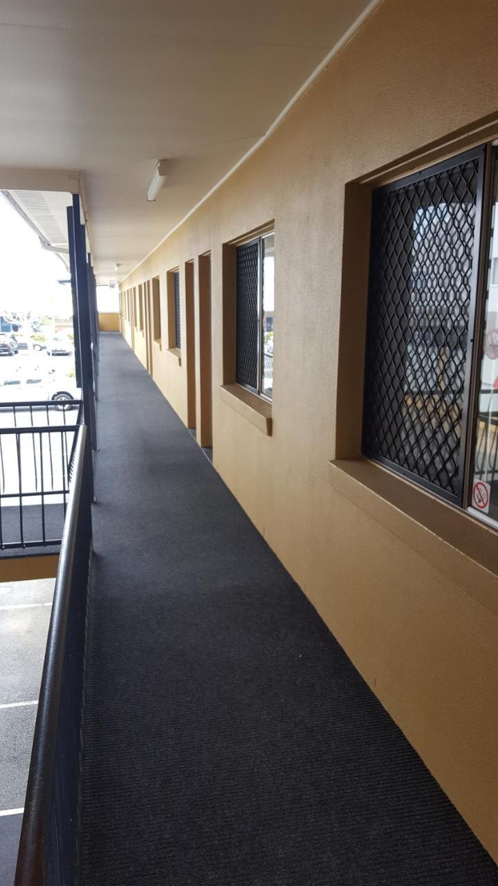 מקיי International Lodge Motel מראה חיצוני תמונה